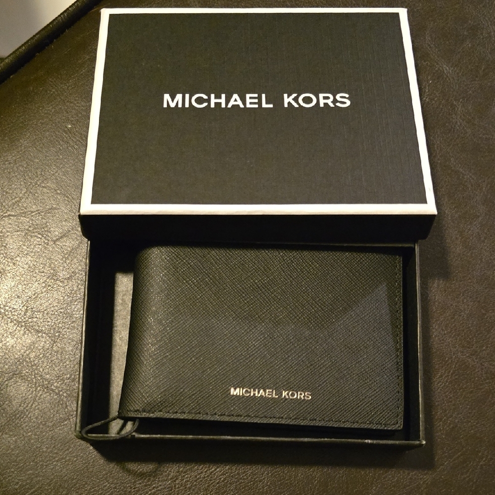 Michael Kors NWT Mens Black Leather Andy Wallet
